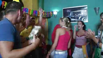 dişlerinizi fırçalayın yeşilçam porno hd ve eğlenin.