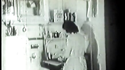 Yaşlı bir adam türk yeşilçam porno izle ile sarışın oral seks,